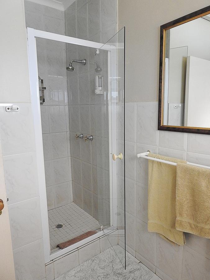 Mosselbay Backpackers Hostel มอสเซิลเบย์ ภายนอก รูปภาพ